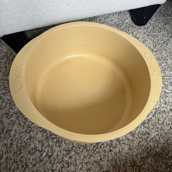Tara Products Corp Other - Vintage Chex Tara Products Corp Microwave Mixing Bowl 3.5 QT Tan Plastic Round